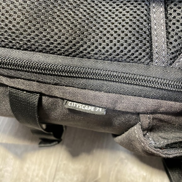 Promaster Cityscape 71 Camera Backpack Black DSLR Divider Padded Bag Photo Gear‎ - Picture 5 of 16